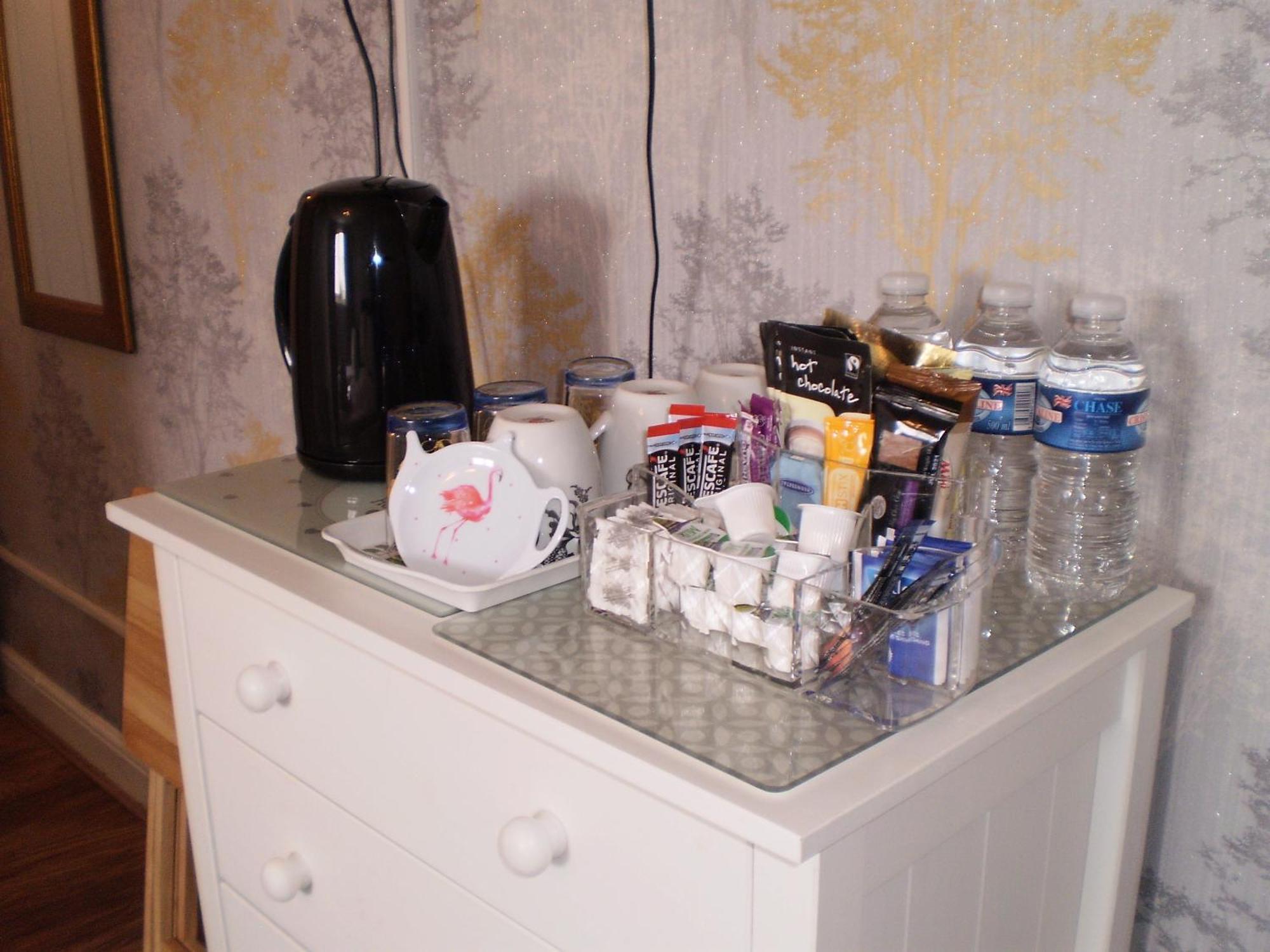 Sportsmans Lodge Bed And Breakfast Amlwch Ruang foto